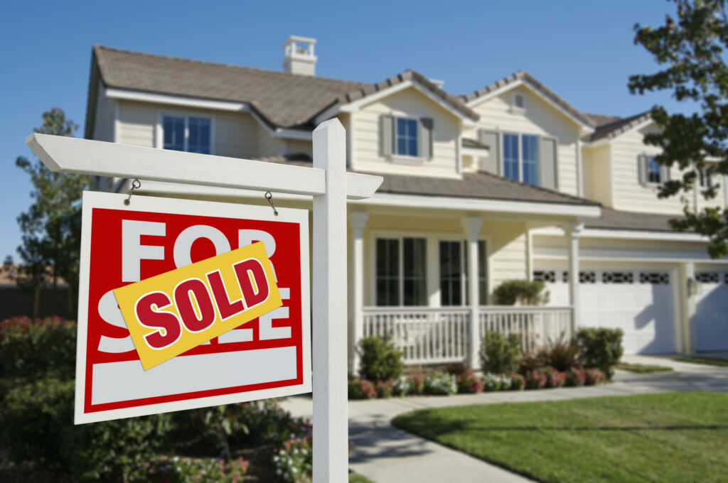 House for sale in Toronto that using the listed four steps to Guide You To Selling Your Home for Top Dollar!